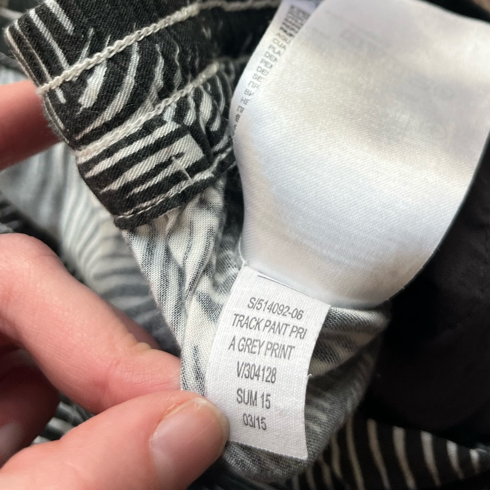 GAP Tropical Print Flowy Cropped Lightweight Pant Black White XS - Picture 3 of 5